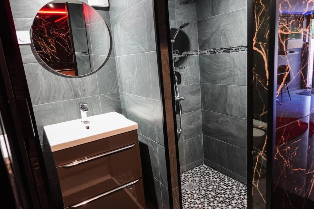 Love Room Passion Saint-Hilaire-de-Talmont Esterno foto